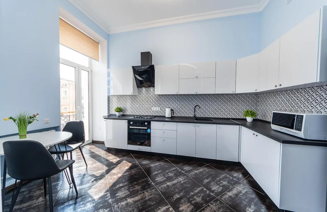 Apartament View On Sofievskaya Square Kijów